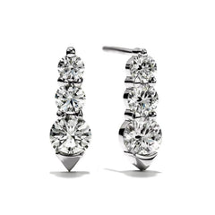 Hearts on Fire Illusion Earrings 18kt White Gold With 0.61 Carats Diamonds.