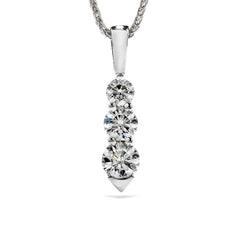 Hearts on Fire Illusion Pendant 18kt White Gold With 0.35 Carats Diamonds.